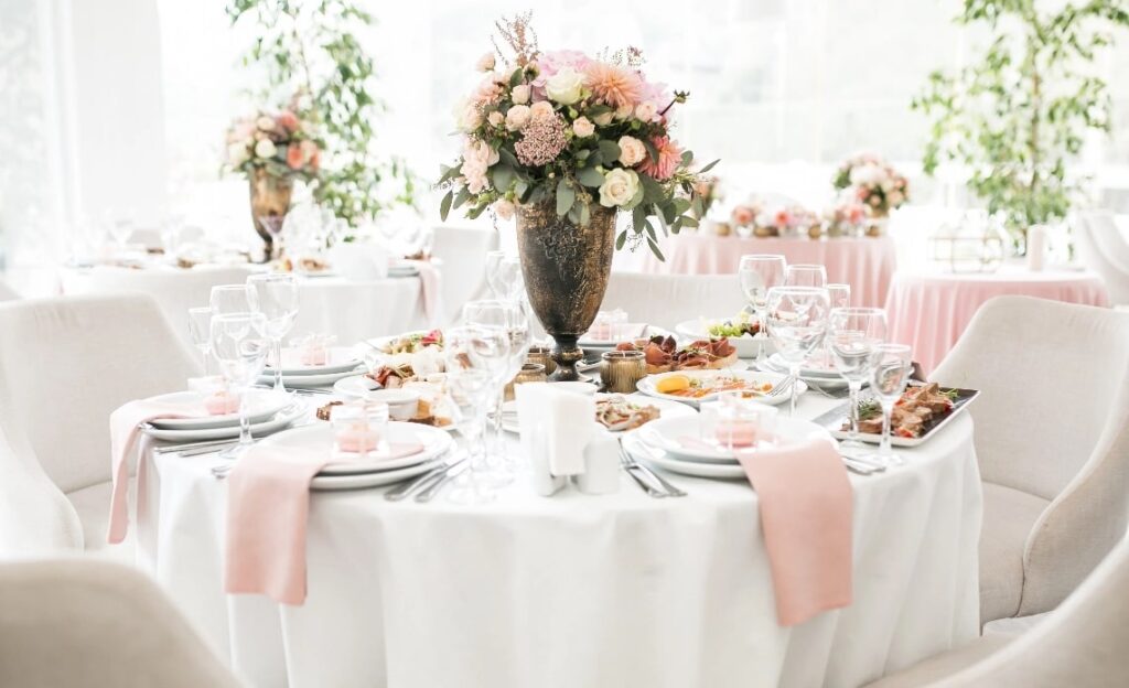 wedding-table-desserts