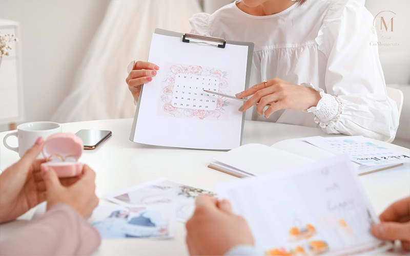 Bride liaising with a wedding vendorplanner